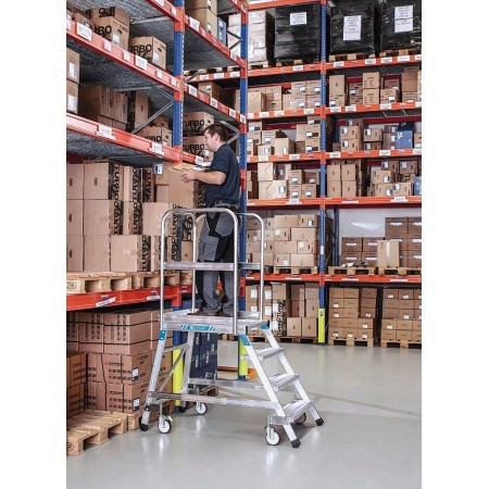 ESCALERA PLATAFORMA ZARGES 3P